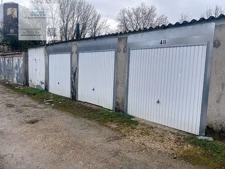 parking / box troyes 15 m2