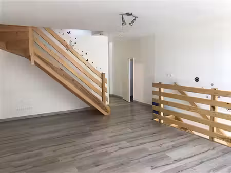 location appartement 4 pièces 73m² bas en basset 43210