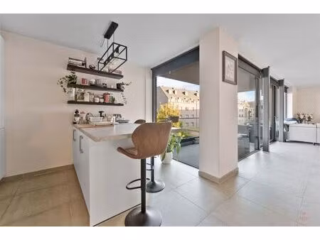 appartement te huur in harelbeke met 3 slaapkamers