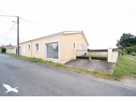 vente maison 5 pièces 119 m² à blaye (33390)  174 371 €