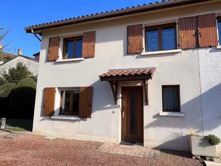 location maison 3 pièces 82m² craponne 69290