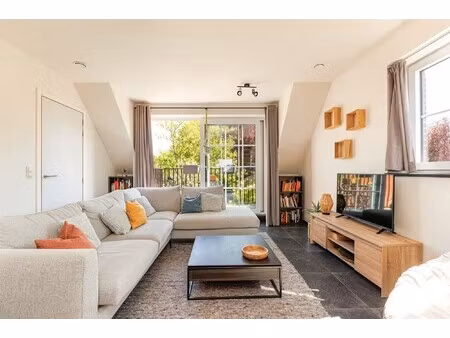 instapklaar duplexappartement met een terras