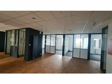 location bureaux 304 m²