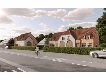 stijlvolle halfopen 3 slpkr ben-woning in hedendaagse pastorijstijl