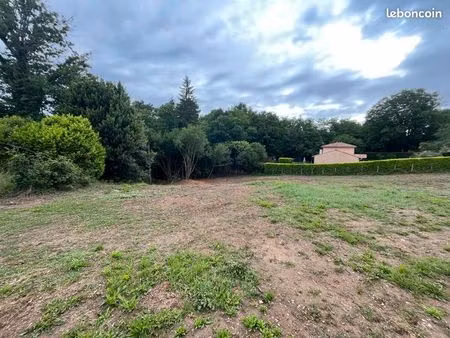 terrain 1 723 m² boulazac isle manoire