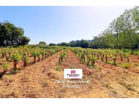appartement le castellet 3 pièce(s) 60 m2 avec jardin et places de parking