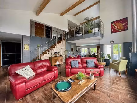 maison d'architecte de 238 m² à rettel