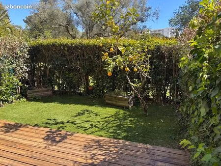 studio en rez de jardin