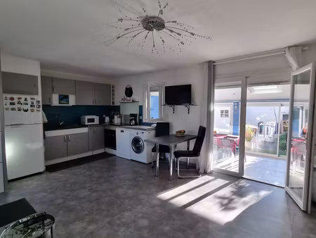 maison 3 pièces de 60 m2 11560 saint pierre la mer