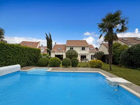 maison de 230 m² à saint-germain-les-corbeil