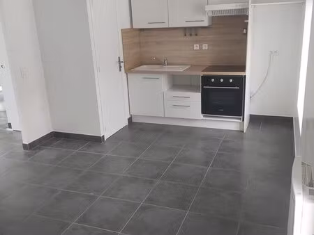 a louer studio/f1 25m2 domont centre