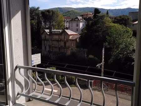 grand t2 lumineux de 49 m² – vue dégagée – centre foix