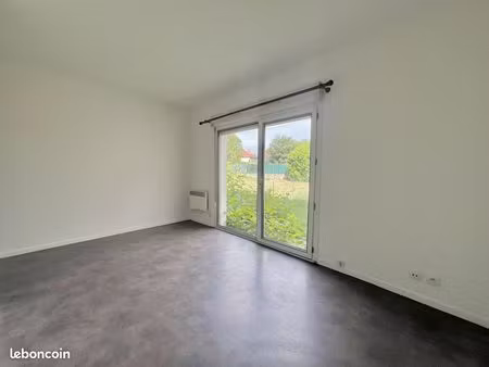 studio 1 pièce 20 m²