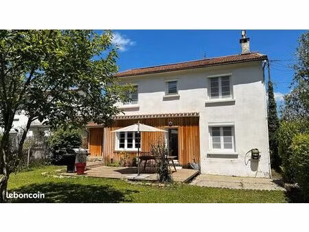 maison 115m²  4 chambres et grand garage