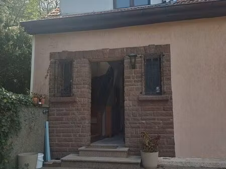 appartement à louer dans une maison individuelle