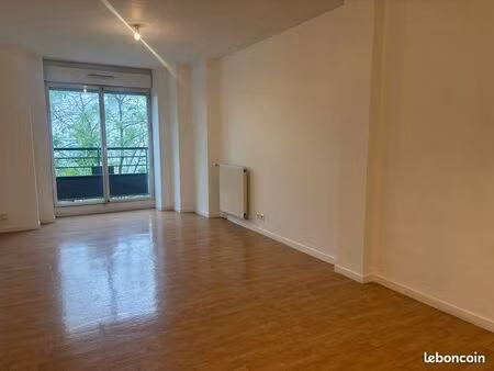 appartement 3 pièces 2 chambres de 80m2