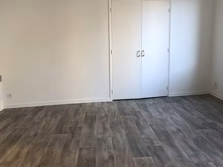 location appartement 2 pièces 39m² tulle 19000
