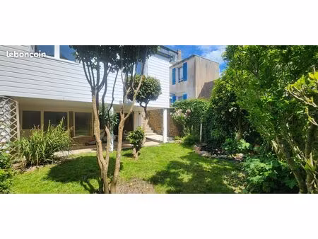 t3 - 3 pieces sur jardin – centre ville