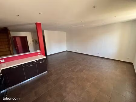 bel appartement à louer