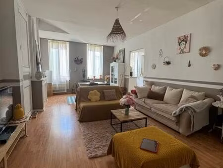 location appartement 3 pièces 91m² agen 47000