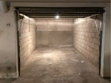 garage frejus plage