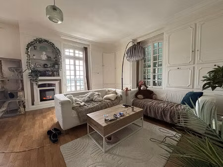 location appartement 3 pièces 63m²