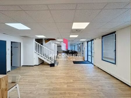 location local d’activités croissy sur seine 78290 730m²