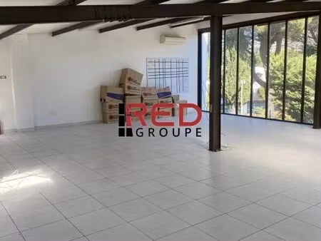 location entrepôt rousset 13790 594m²