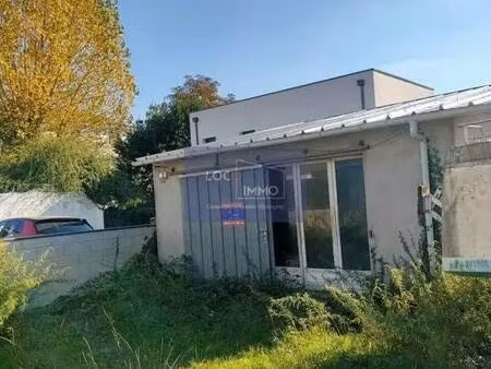 location local d’activités merignac 33700 65m²