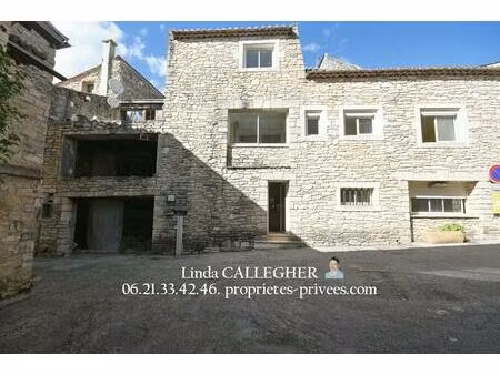 jolie maison de village en pierre et ruine attenante à faire revivre