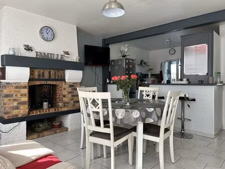 14100 charmante maison 3 pièces avec extérieur 132 000 euros