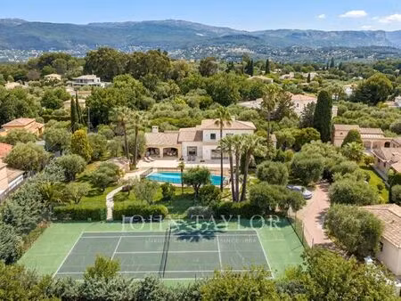 maison de 8 pièces de luxe en location à valbonne  provence-alpes-côte d'azur