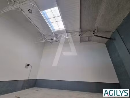 location entrepôt melun 77000 282m² à 15000m²