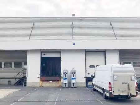 location entrepôt villeron 95380 2202m² à 5941m²