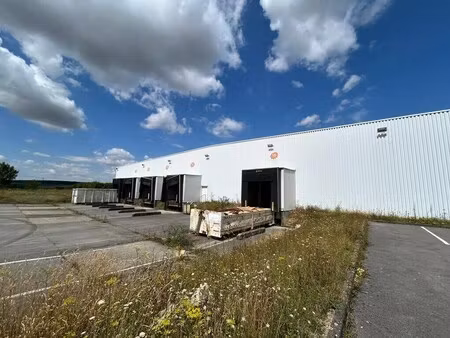 location entrepôt moreuil 80110 5970m²