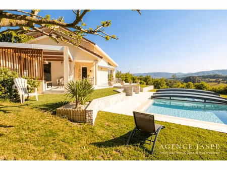 maison recente avec piscine
