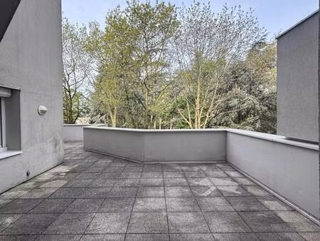 appartement 5 pièces 105.37 m²