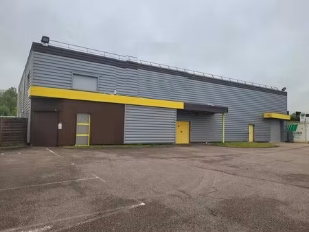 location local d’activités val de reuil 27100 750m²