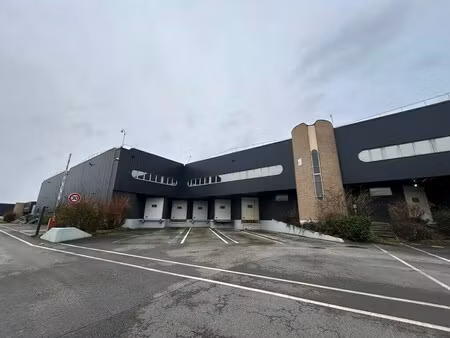 location entrepôt fretin 59273 2672m² à 24224m²