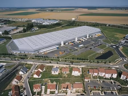location entrepôt le plessis-belleville 60330 6540m² à 19812m²