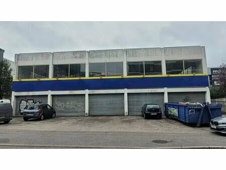 location local d’activités le petit quevilly 76140 1133m²