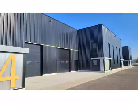 location local d’activités oissel 76350 307m² à 940m²