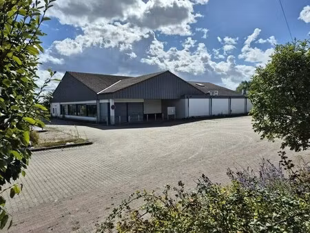 location local d’activités pitres 27590 1189m²