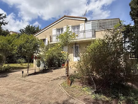 vente maison 6 pièces 205 m² à condom (32100)  299 000 €