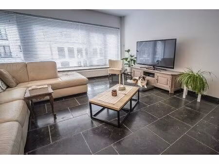 appartement te koop in koningshooikt met 3 slaapkamers