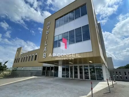 location local d’activités versailles 78000 342m² à 1011m²