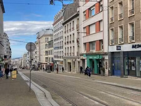 location commerce 517 m² à brest (29200)