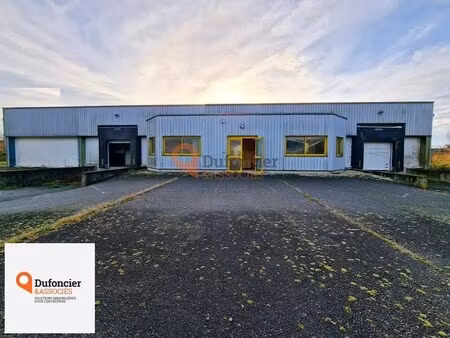 vente local d’activités saint secondin 86350 778m²