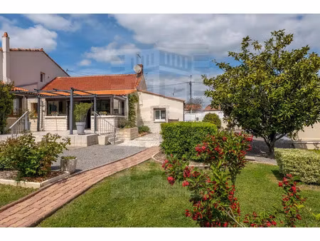 vente maison 4 pièces 120.98 m² à chateau-d'olonne (85180)  351 750 €