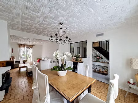 vente maison 5 pièces  130.00m²  avrillé